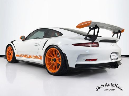 Used 2016 Porsche 911 GT3 RS RWD image 5