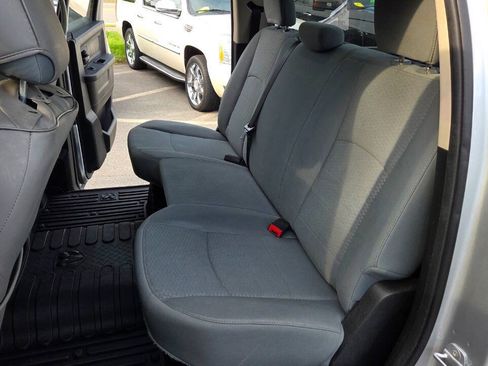 Used 2013 RAM 2500 Tradesman w/ Chrome Appearance Group AWD/4WD image 28