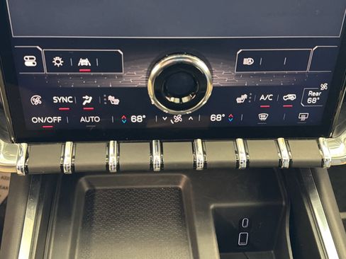 Used 2025 GMC Acadia Elevation image 56