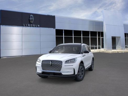 New 2026 Lincoln Corsair Premiere image 2