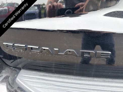 Used 2023 Cadillac Escalade Sport w/ LPO, ONYX Package AWD/4WD image 6