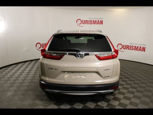 Used 2018 Honda CR-V Touring image 6