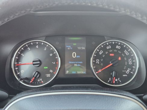 Used 2022 Toyota RAV4 XLE Premium image 19