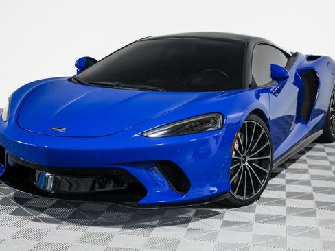 Used 2020 McLaren GT image 9