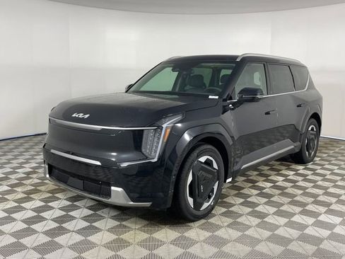 New 2026 Kia EV9 Land image 1