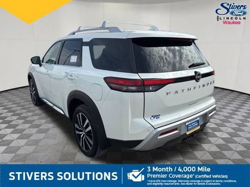 Used 2024 Nissan Pathfinder Platinum AWD/4WD image 10