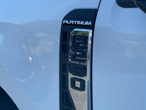 New 2025 Ford F250 Platinum w/ Platinum Plus Package image 7