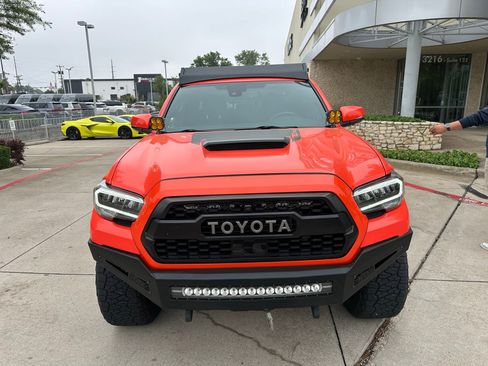 Used 2023 Toyota Tacoma TRD Pro AWD/4WD image 2