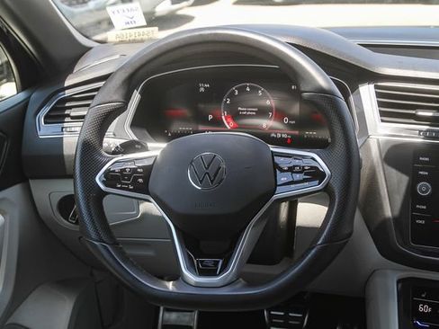 Used 2023 Volkswagen Tiguan SE R-Line FWD image 16