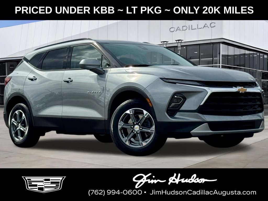 Used 2024 Chevrolet Blazer LT w/ Convenience Package FWD image 1