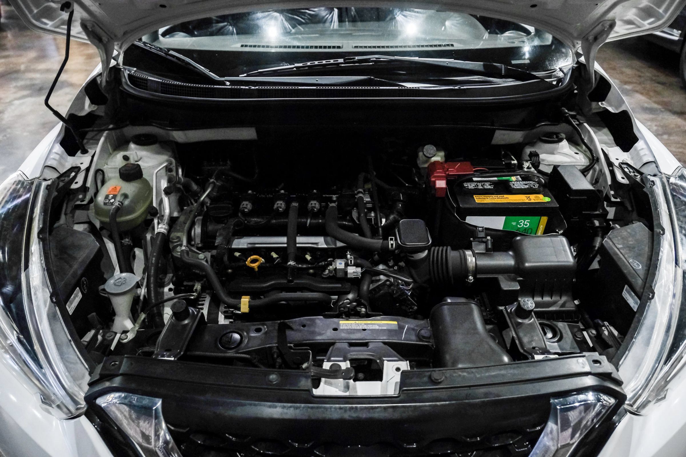 Used 2018 Nissan Kicks SV FWD image 39