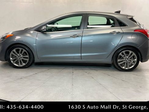 Used 2016 Hyundai Elantra GT w/ Option Group 03 FWD image 2