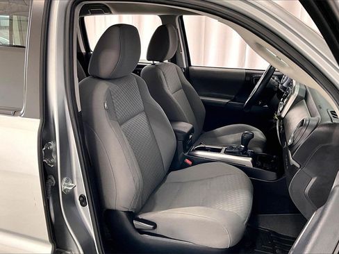 Used 2022 Toyota Tacoma SR5 image 16