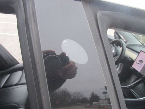 Used 2020 Tesla Model 3 image 63