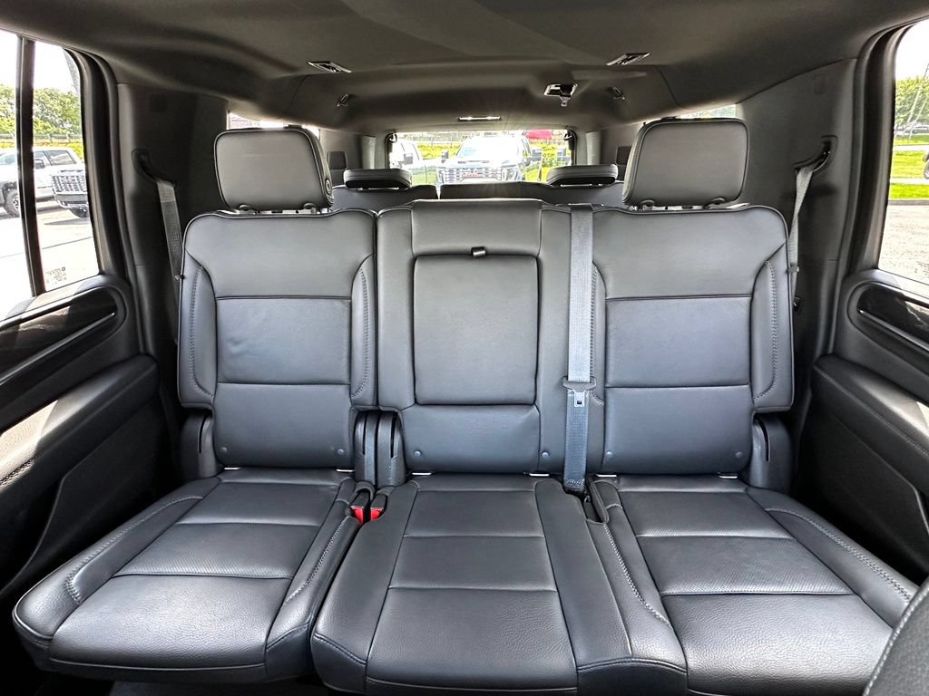 Certified 2021 GMC Yukon XL Denali w/ Denali Ultimate Package AWD/4WD image 31
