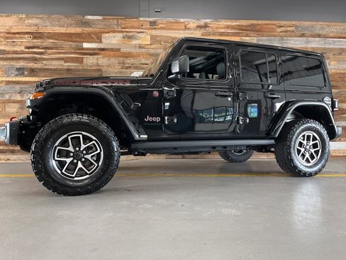 Used 2026 Jeep Wrangler Unlimited Rubicon AWD/4WD image 57