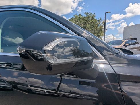 Used 2024 Hyundai Palisade SEL FWD image 18