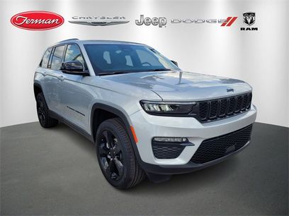 New 2025 Jeep Grand Cherokee Limited w/ Black Appearance Package