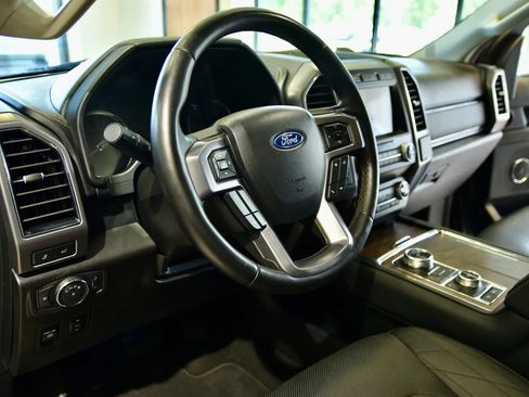 Used 2020 Ford Expedition Platinum AWD/4WD image 12