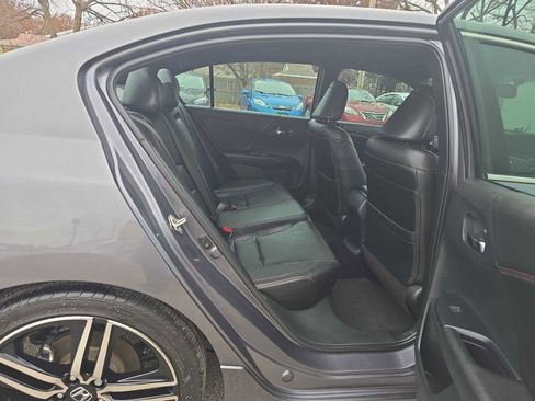 Used 2017 Honda Accord Sport Special Edition image 27