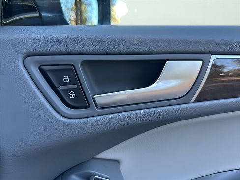 Used 2016 Audi Q5 2.0T Premium image 17