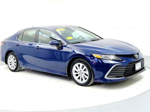 Certified 2023 Toyota Camry LE image 7