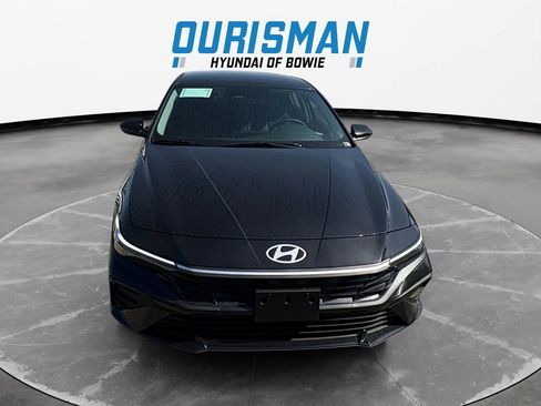 New 2026 Hyundai Elantra SE FWD image 8