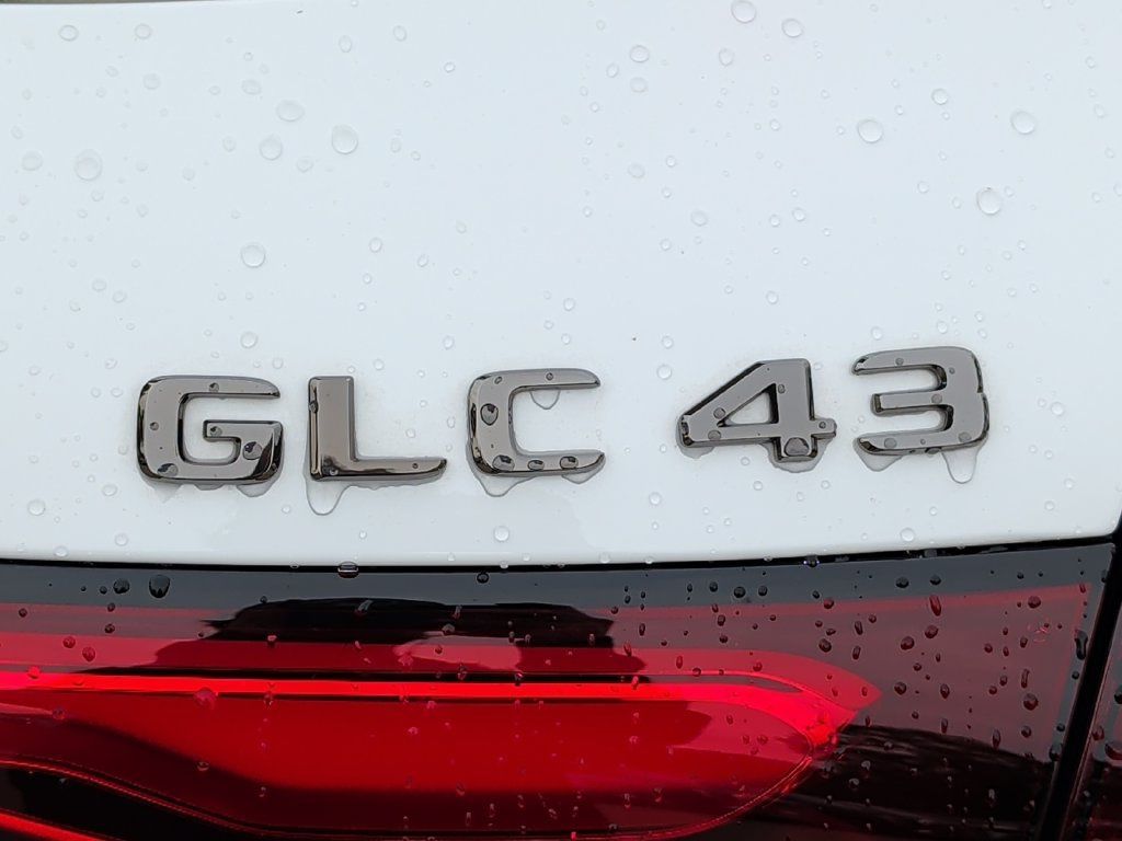 Used 2025 Mercedes-Benz GLC 43 AMG 4MATIC image 41