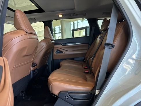 Used 2023 INFINITI QX60 Sensory w/ Vision Package image 22