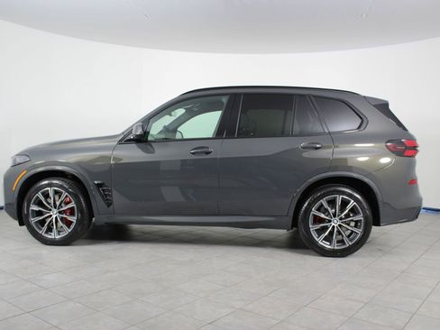 New 2026 BMW X5 xDrive40i w/ M Sport Package image 2