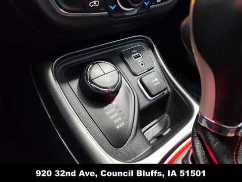 Used 2018 Jeep Compass Trailhawk w/ Leather Interior Group image 31