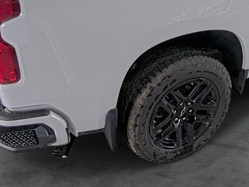 New 2026 Chevrolet Silverado 1500 Custom w/ Turbomax Blackout Package AWD/4WD image 13