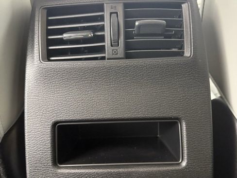 New 2025 Mitsubishi Outlander SE image 31