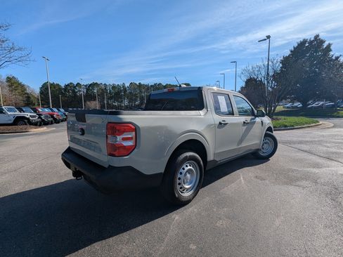 Used 2025 Ford Maverick XL image 5