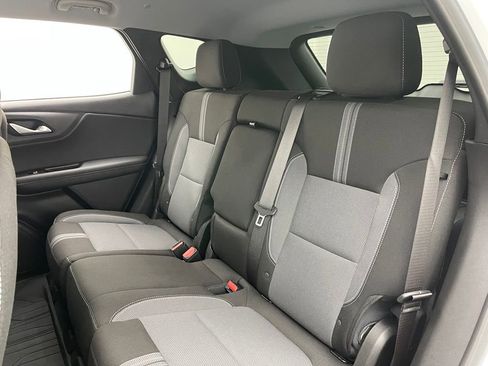 Used 2024 Chevrolet Blazer LT w/ Convenience Package FWD image 38