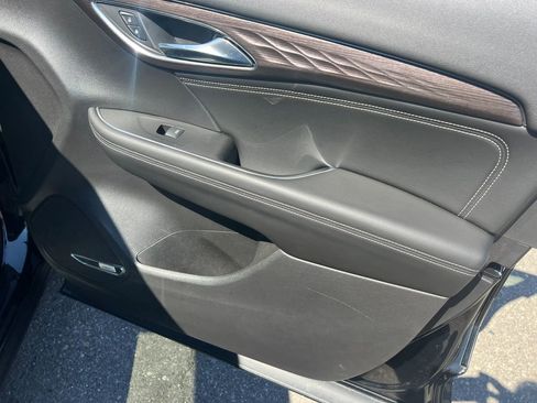 Used 2023 Buick Envision Avenir AWD/4WD image 21