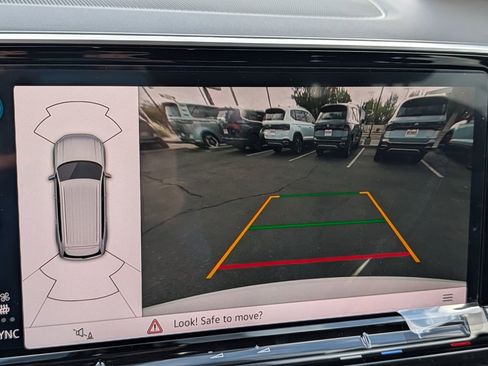 New 2026 Volkswagen Atlas SE image 13