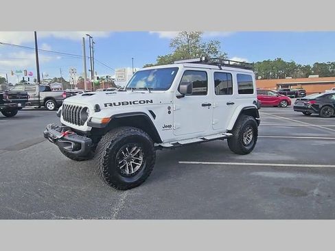 Used 2024 Jeep Wrangler Unlimited Rubicon 392 image 21