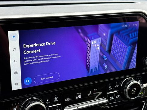 New 2025 Toyota Highlander Limited image 23