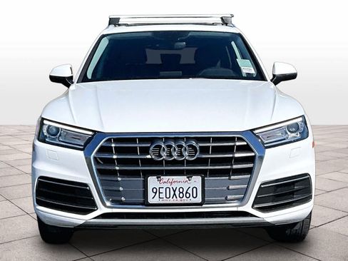Used 2019 Audi Q5 2.0T Premium w/ Convenience Package AWD/4WD image 3