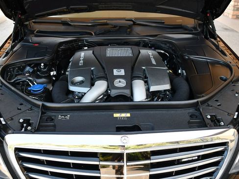 Used 2015 Mercedes-Benz S 63 AMG 4MATIC Sedan image 61