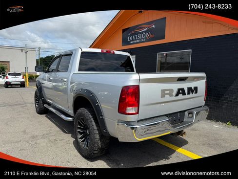 Used 2009 Dodge Ram 1500 Truck SLT AWD/4WD image 3
