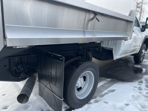 New 2026 GMC Sierra 3500 Pro w/ Convenience Package image 7