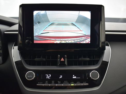 Used 2024 Toyota Corolla LE image 15