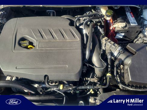 Used 2016 Ford Fusion SE w/ Equipment Group 202A image 22