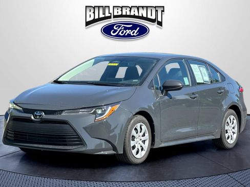 Used 2024 Toyota Corolla LE FWD image 7