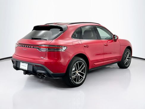 Certified 2026 Porsche Macan AWD/4WD image 7
