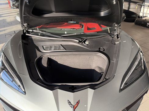 Used 2023 Chevrolet Corvette Stingray Premium Conv w/ Z51 Performance Package image 24