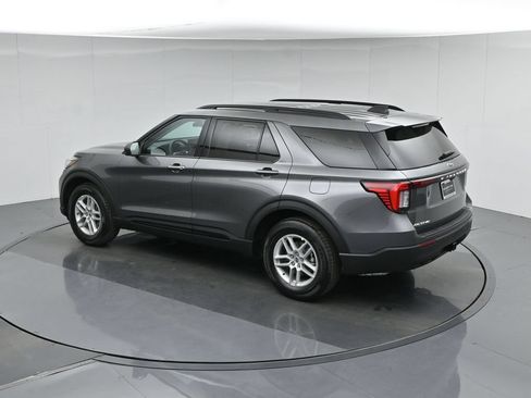New 2026 Ford Explorer Active RWD image 42