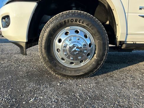 Used 2025 RAM 3500 Limited image 10